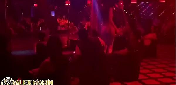  Show lesbian en Mc table dance